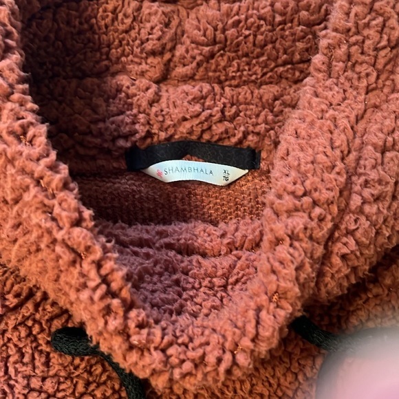 Crop Sherpa pullover - Picture 2 of 5